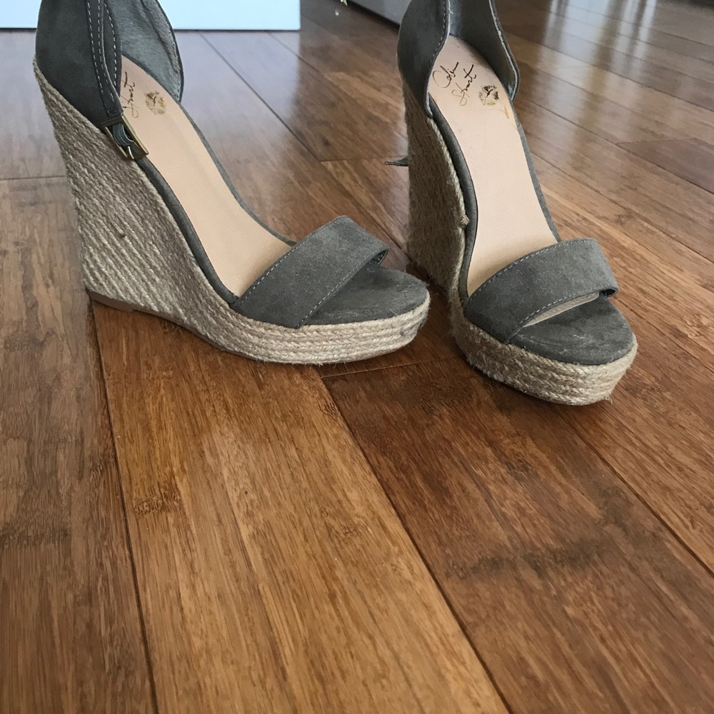 Colin Stuart Wedges - image 3